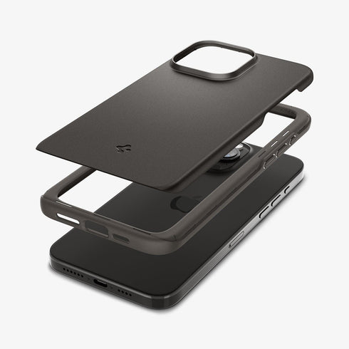 ACS06544 - iPhone 15 Pro Max Case Thin Fit in black showing the back